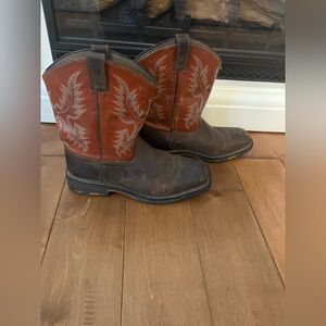 Ariat Kids Boots. Size 6